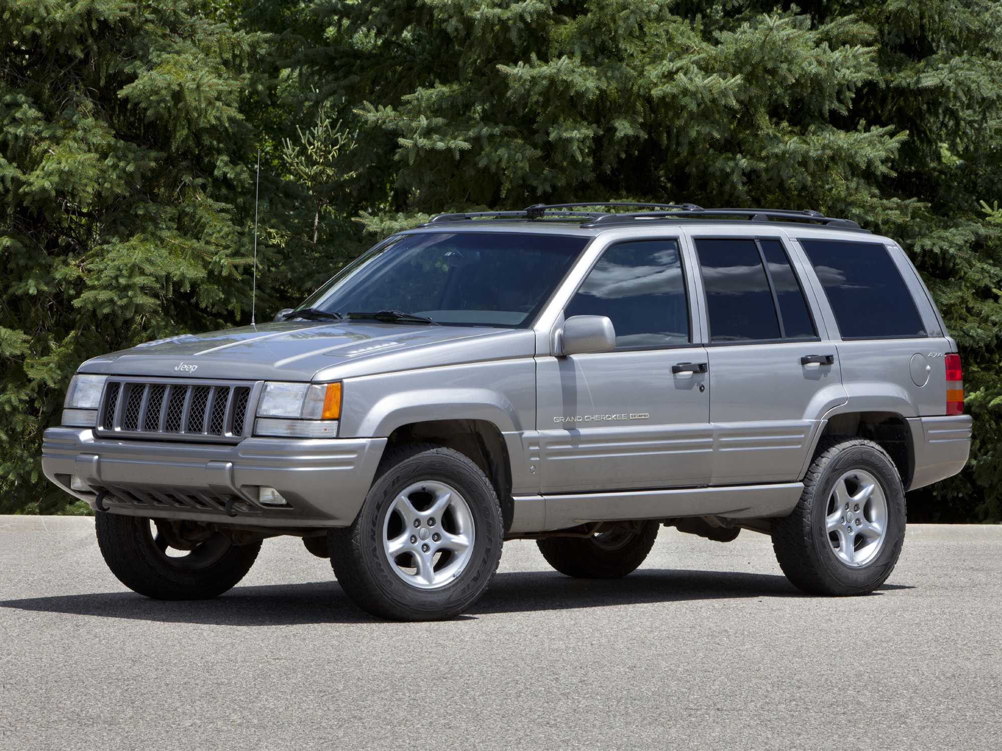 Jeep Grand Cherokee 1