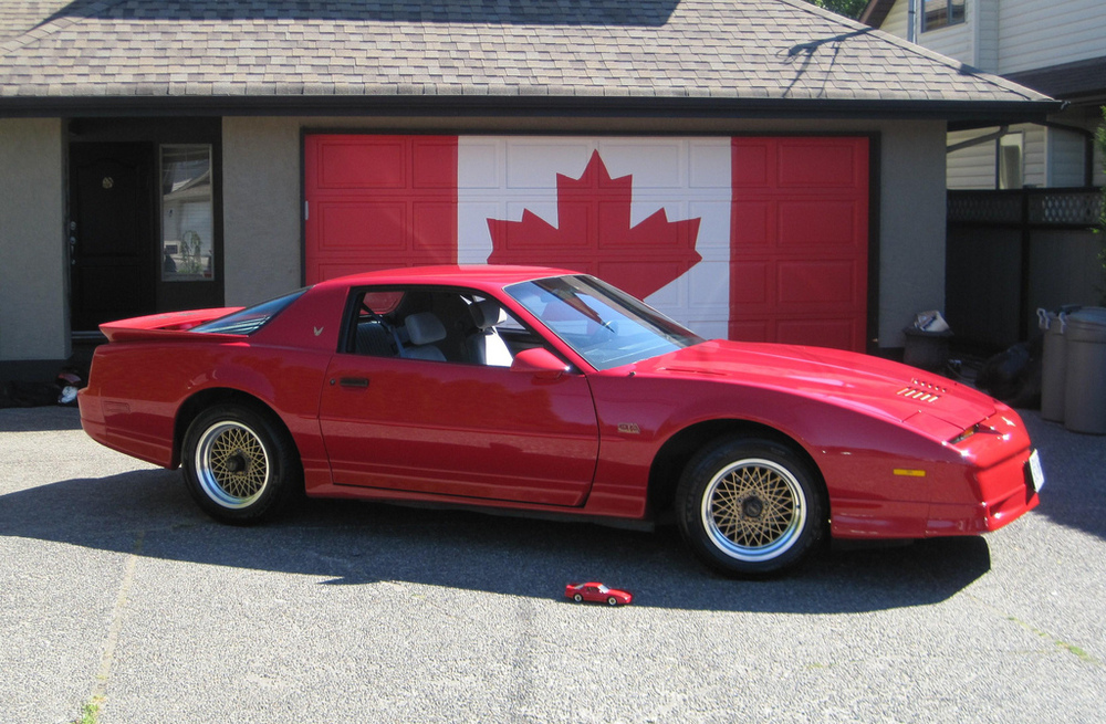 Pontiac Firebird 86