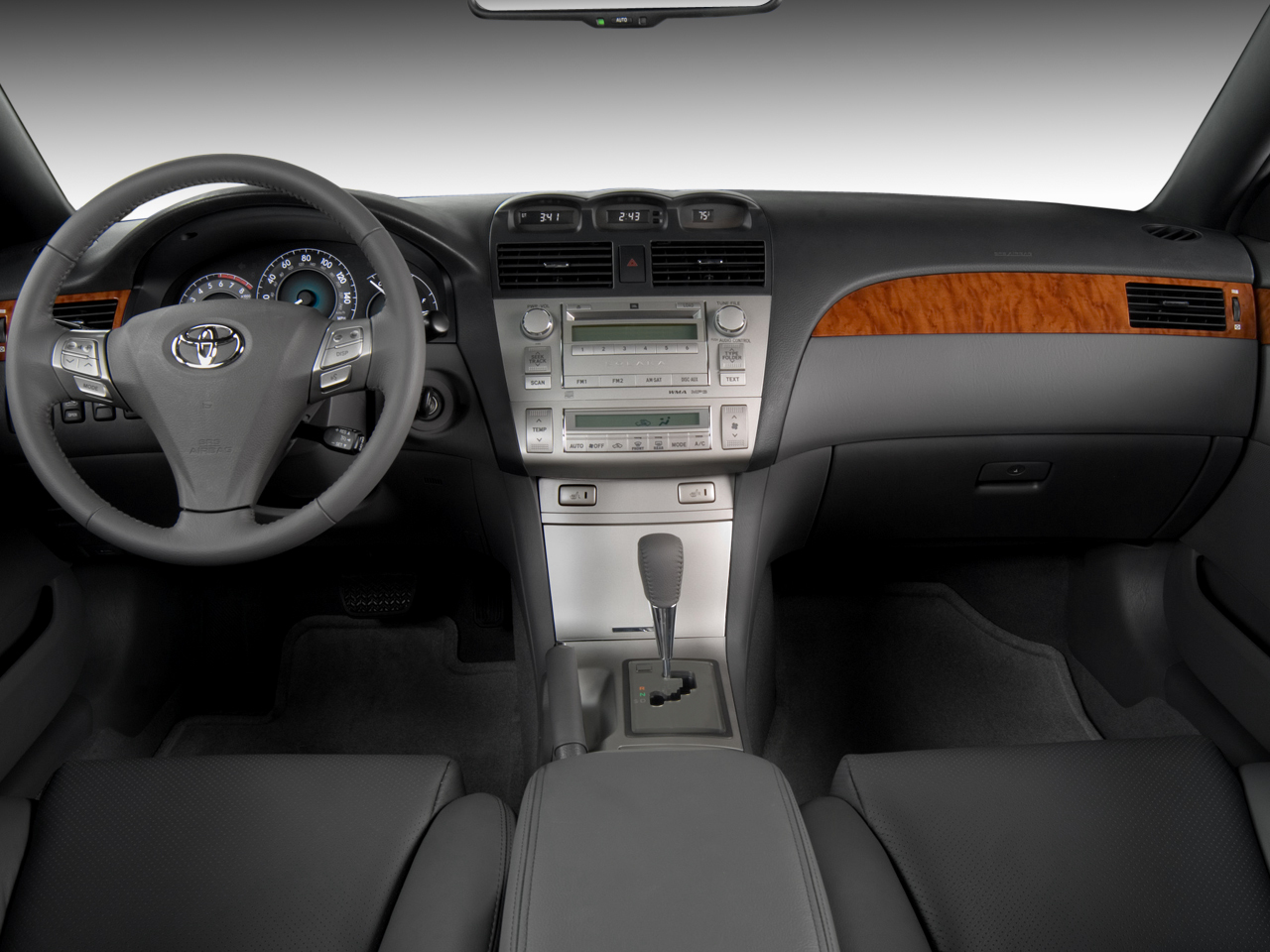 Toyota Camry 2004 Interior